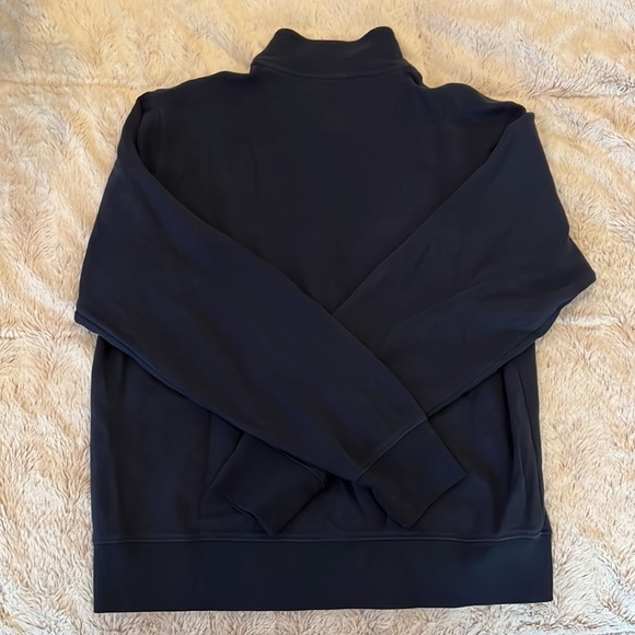 Vineyard Vines- 1/4 Zip Pullover in Navy - Picture 3 of 3